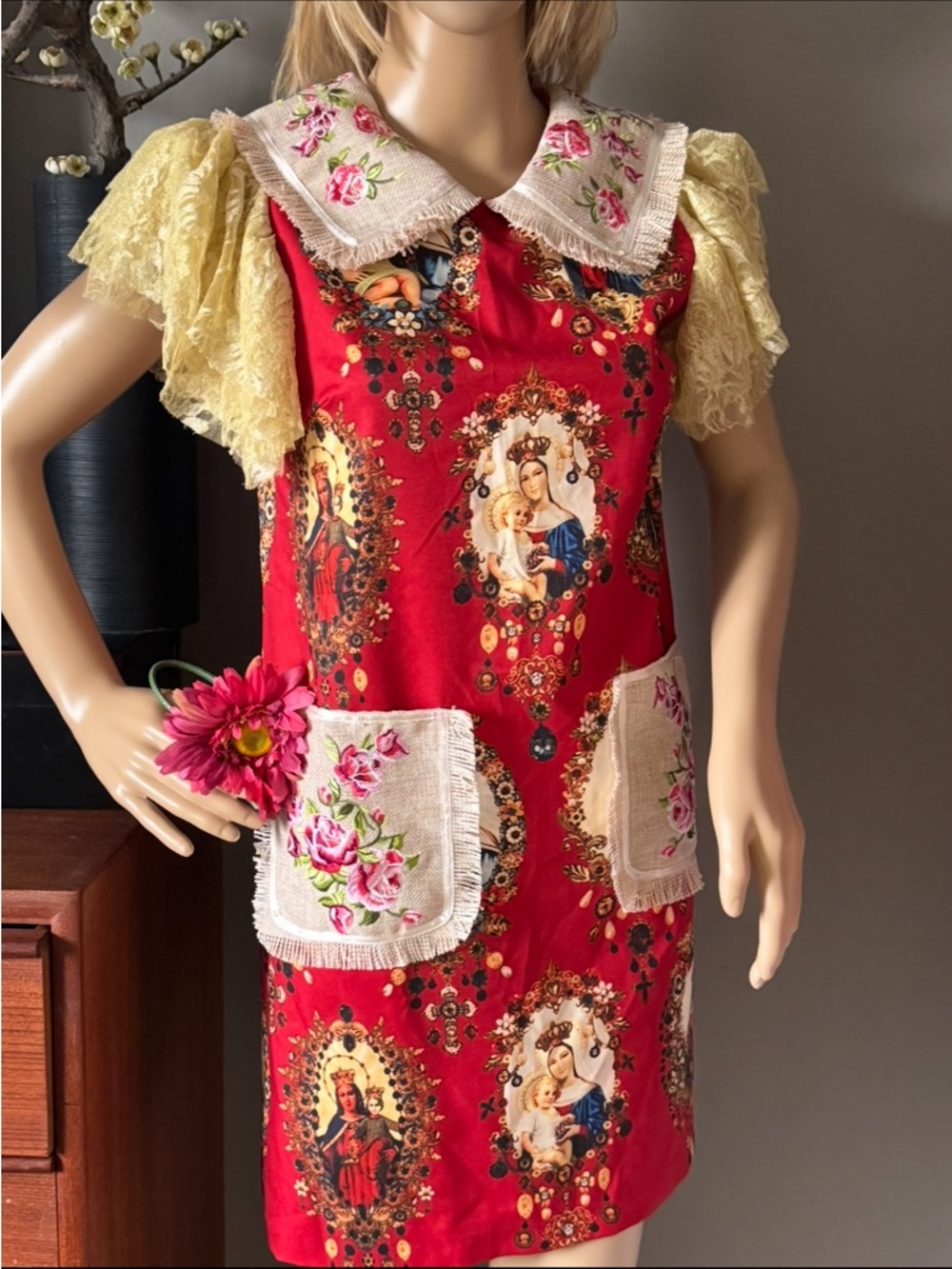 Red Floral Patchwork Shift Dress with Lace Sleeves